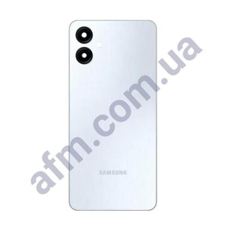 Задняя крышка Samsung A065 Galaxy A06 белая + стекло камеры!